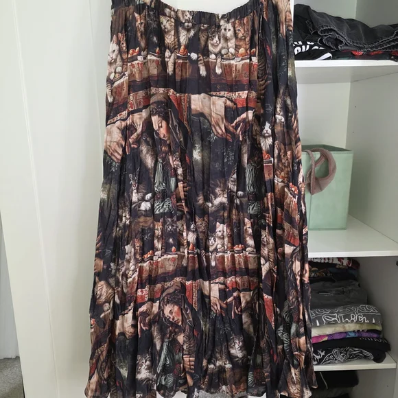Dressed in LALA Cult Of Cats Renaissance Skirt - Picture 1 of 3
